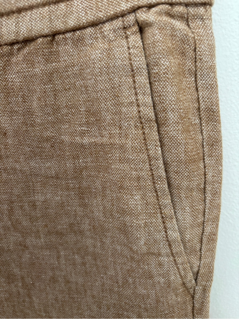 Banana Republic Mason Athletic Tapered Casual Linen-Blend Pant - Picture 3 of 6